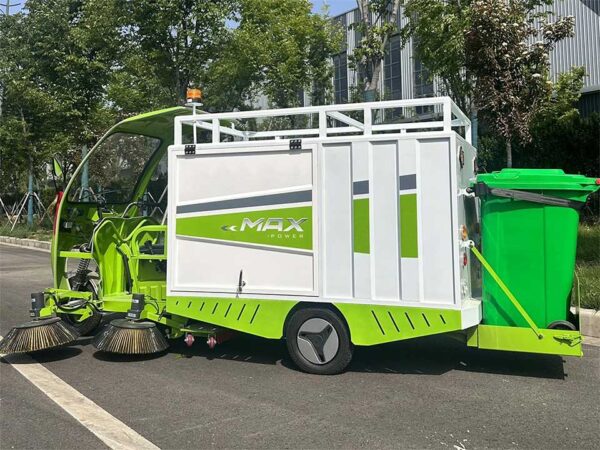 Подметально-уборочная машина электрическая SV-MAX POWER