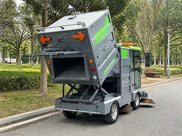 Подметально-уборочная вакуумная машина SV-25G Pro Max